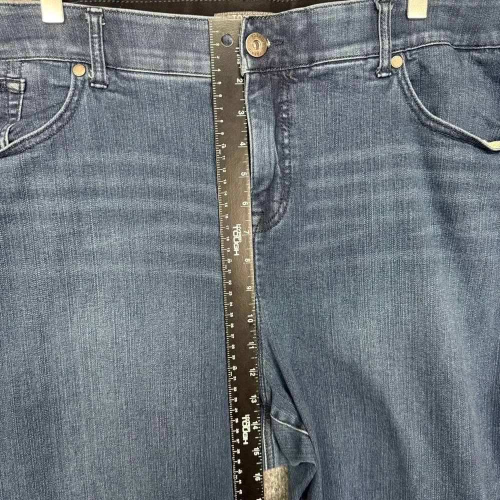 Torrid Jeans‎ Womens 26S Short Blue Bombshell Skinny Slimming Panel High Rise